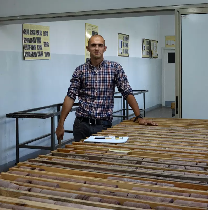 Student geologii UAM na konferencji IPTC 